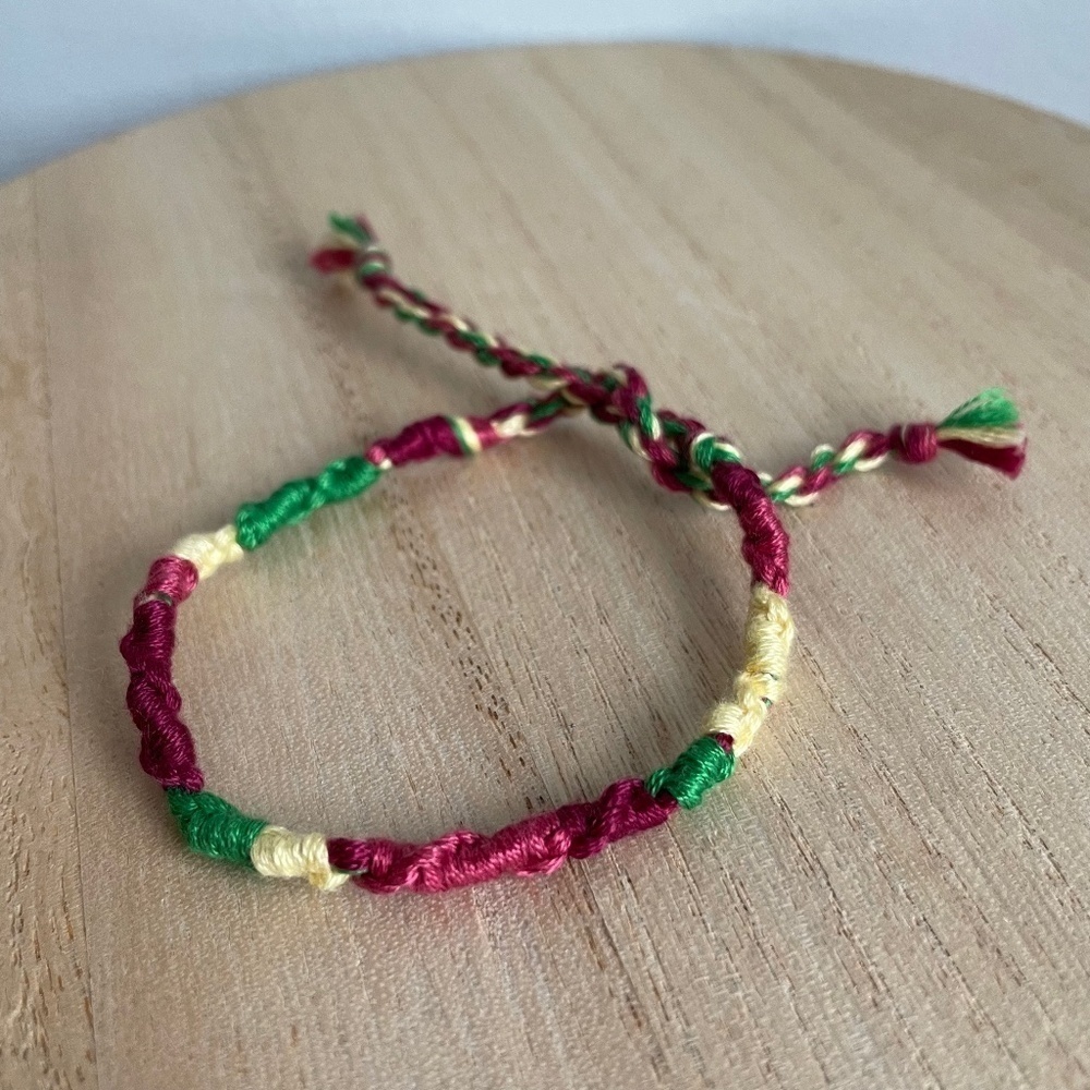 Raven Woven‎ Bracelet